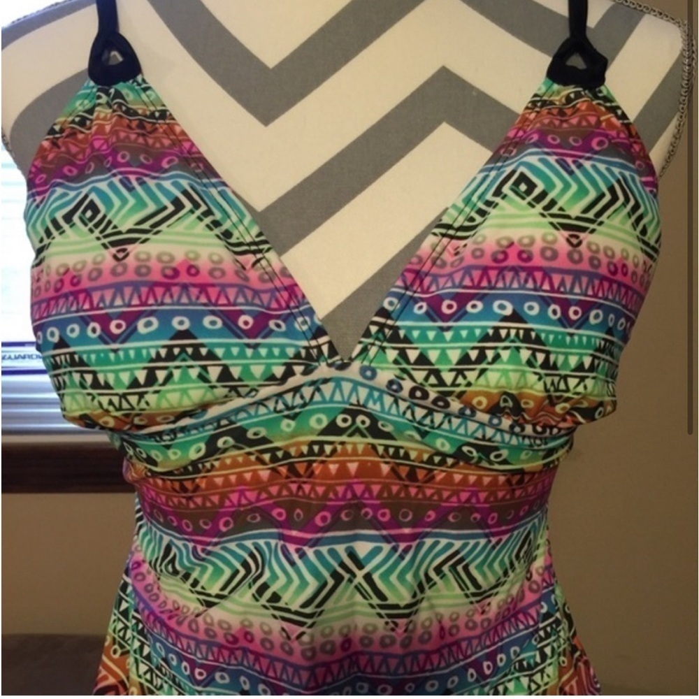 Halter swim suit top - Picture 2 of 3